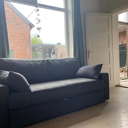 Fijn, Recent Volledig Gerenoveerd In Apartment Maastricht