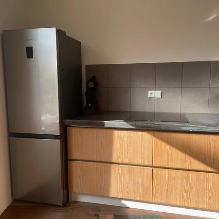 Apartment Fijn, Recent Volledig Gerenoveerd In *